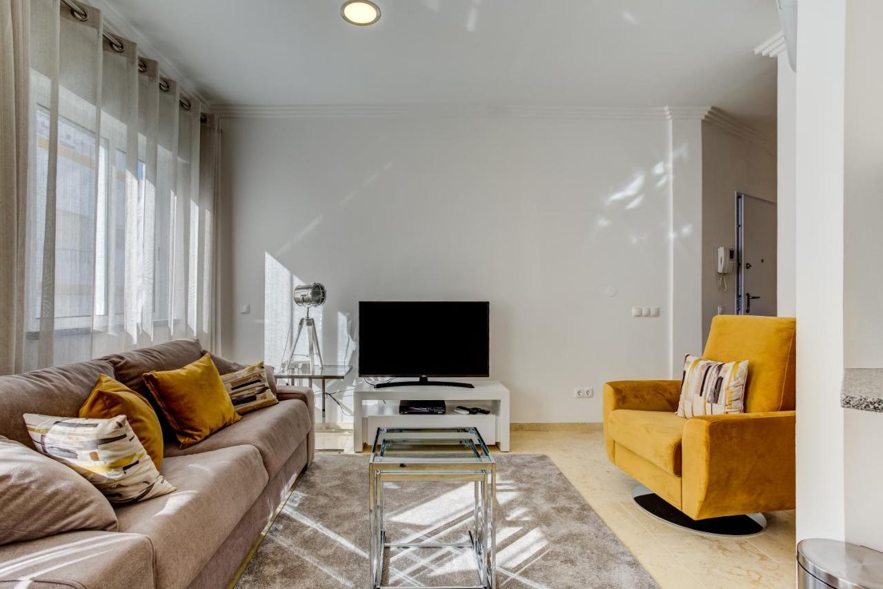 Casa Sunset - Beautiful Apartments In The Centre Of Alvor With Roof Terrace Exterior photo