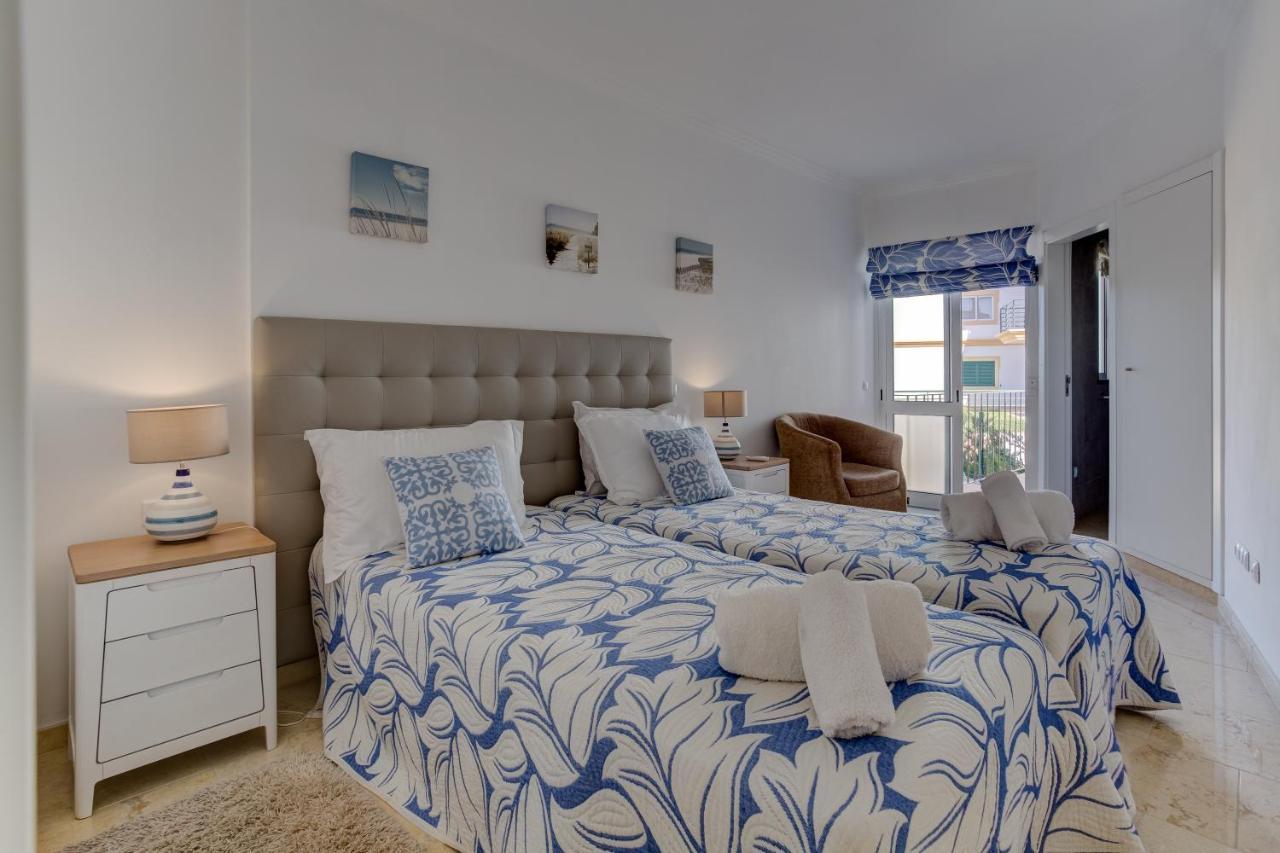 Casa Sunset - Beautiful Apartments In The Centre Of Alvor With Roof Terrace Exterior photo